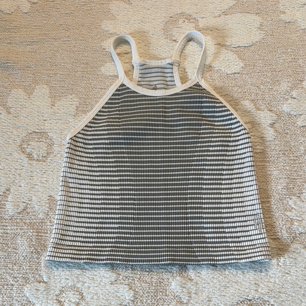 NWT Free People Movement Gray & White Stripe Cropped Tank Top size M/L - Picture 4 of 10